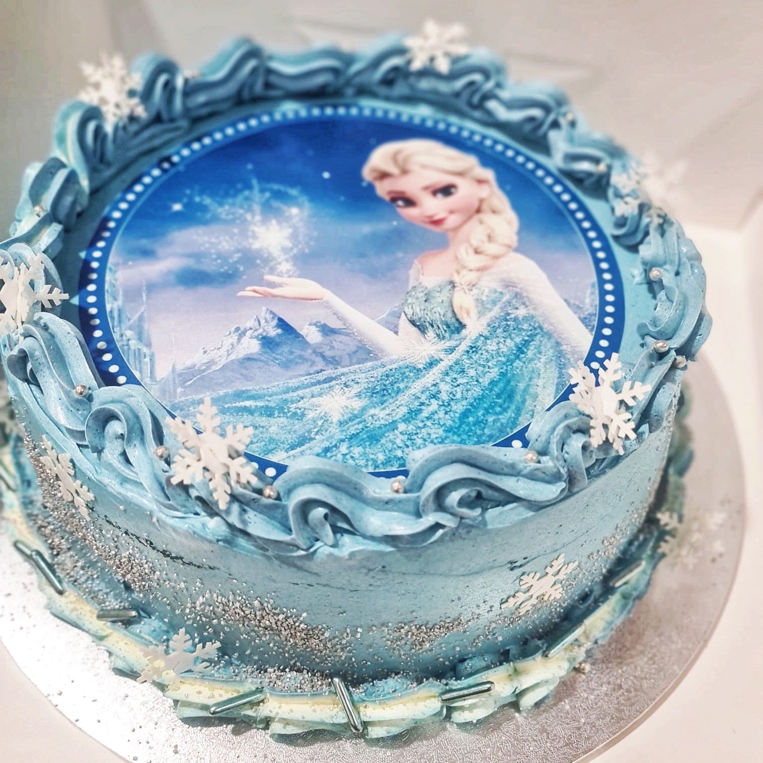 Edible Image Cakes & Cupcakes