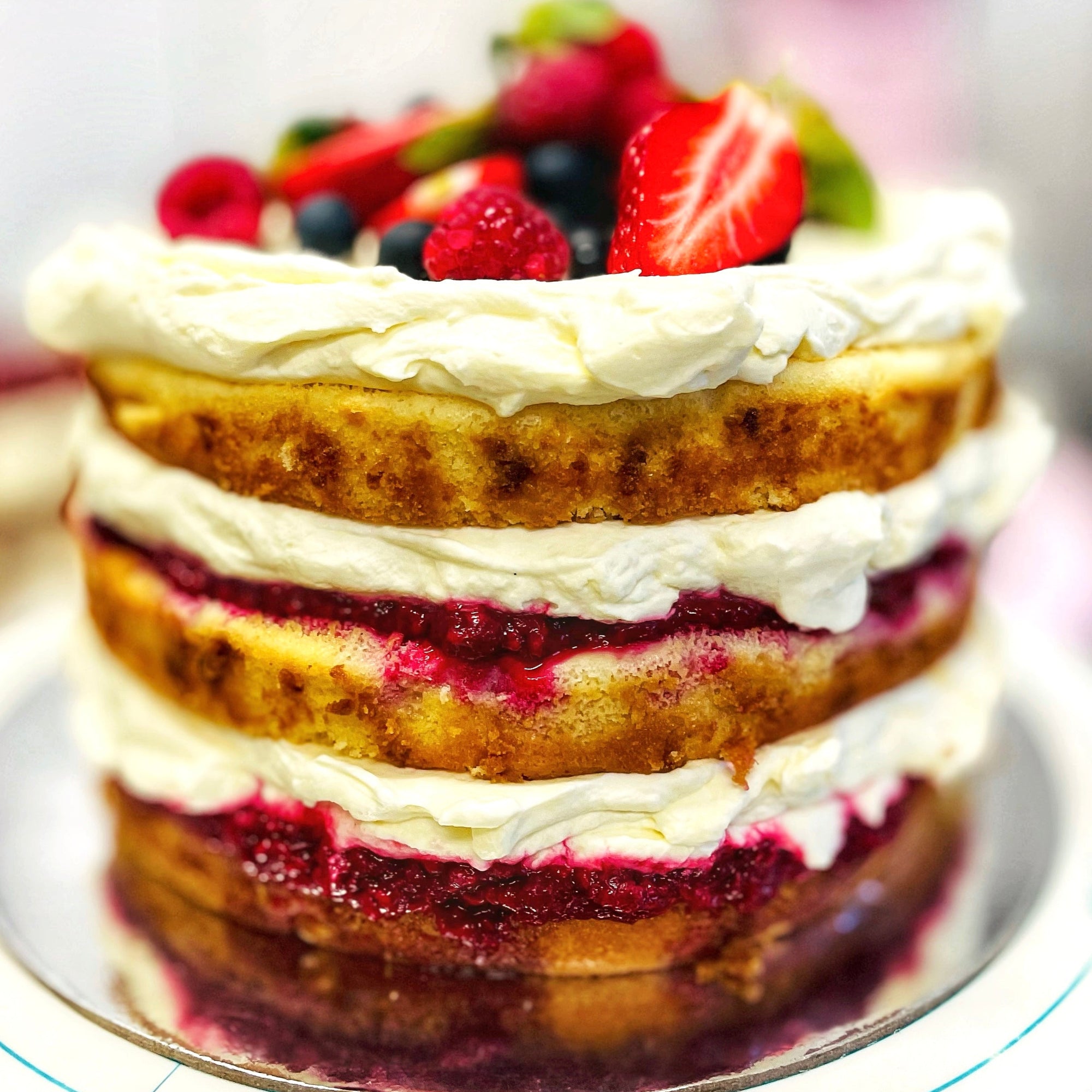 victoria_sponge_cake_sydney